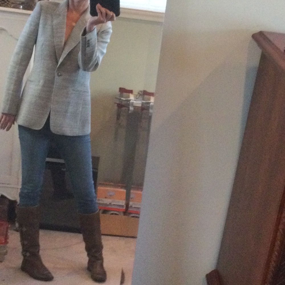 Grey and White Banana Republic Blazer. NWT 8